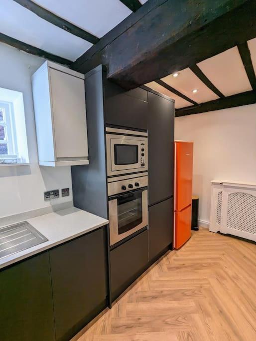 فيلا Zeppelin House - Riverside 18Th Century Townhouse بيودلي المظهر الخارجي الصورة