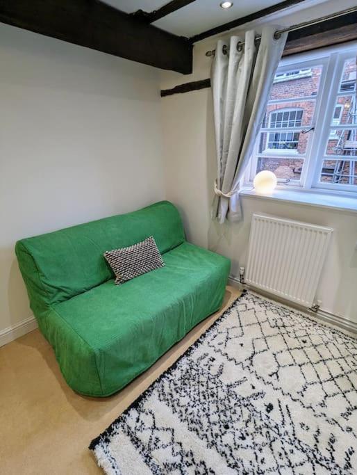 فيلا Zeppelin House - Riverside 18Th Century Townhouse بيودلي المظهر الخارجي الصورة